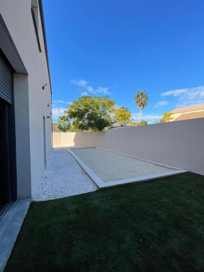 Villa 400M2 Piscine Interieure Tres Calme Agde Exterior foto